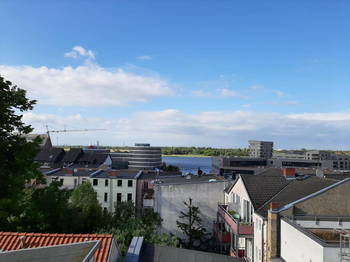 Ueber Den Daechern Der Altstadt ロストック エクステリア 写真